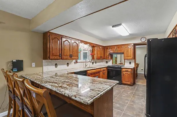 7208 S Triple X RD, Choctaw, OK 73020