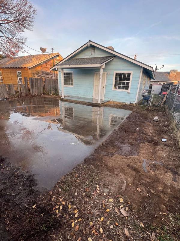 1313 Walnut St, Marysville, CA 95901-4532