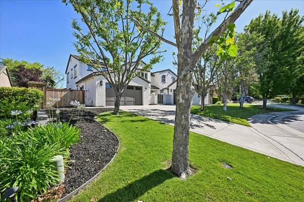 1823 Sorrell Cir, Rocklin, CA 95765-5445
