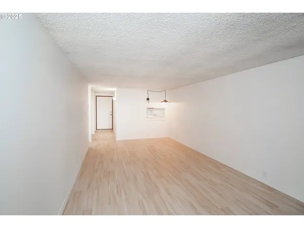 2665 WOODSTONE PL, Eugene, OR 97405