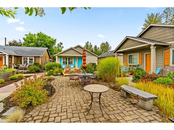 3031 HUMMINGBIRD LN, Eugene, OR 97405