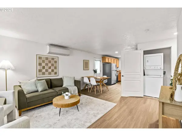 3031 HUMMINGBIRD LN, Eugene, OR 97405