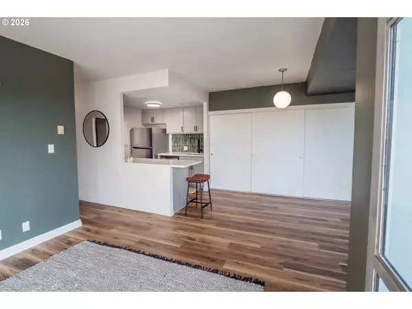 1313 LINCOLN ST #308, Eugene, OR 97401