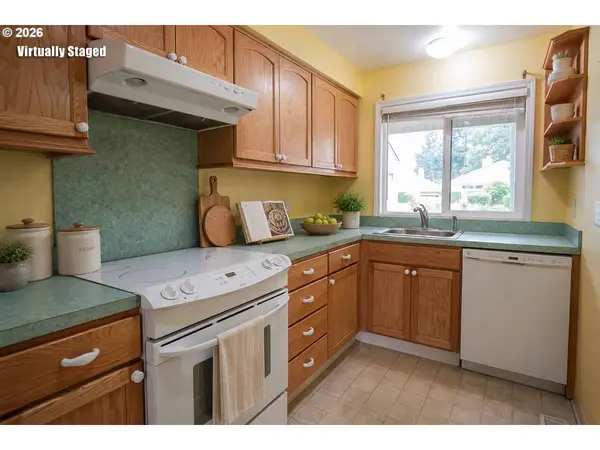 1494 MADRAS ST, Salem, OR 97306
