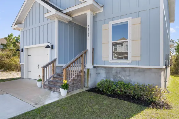 14357 Gardenglen Dr, Pensacola, FL 32507-9571