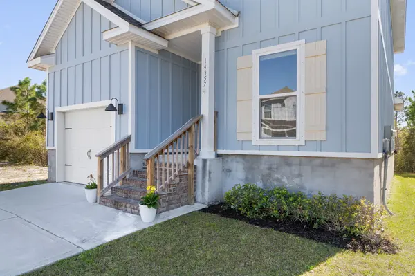 14357 Gardenglen Dr, Pensacola, FL 32507-9571