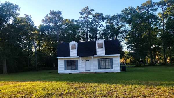 1608 Pine Lane Dr, Cantonment, 32533