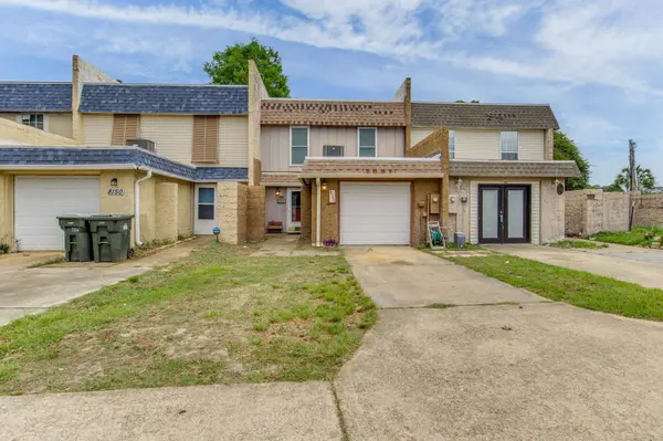 8140 Lillian Hwy, Pensacola, FL 32506-3748