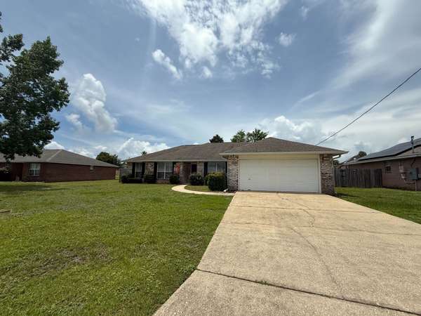 2018 Coral Reef Rd, Pensacola, FL 32506-6883