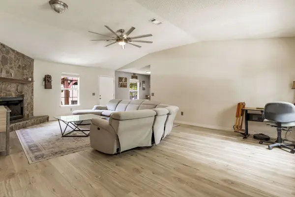 2661 Avenida de Sol, Navarre, FL 32566-9315