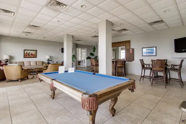 825 Bayshore Dr #1106, Pensacola, 32507