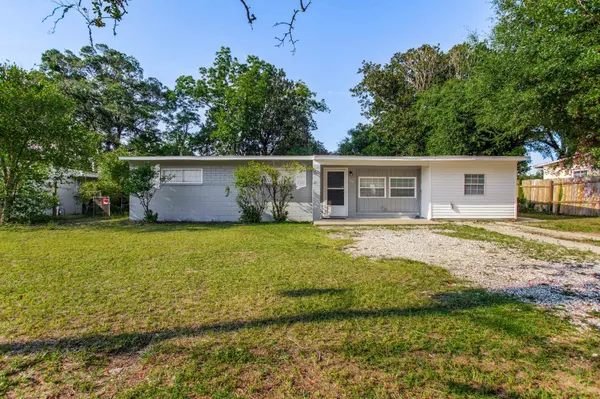 715 Woodland Dr, Pensacola, FL 32503-2768