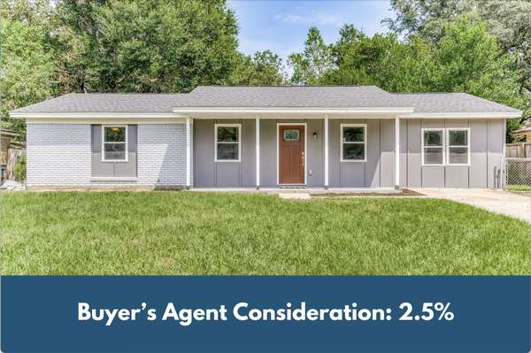 4664 Kingston Dr, Pensacola, FL 32526-2021
