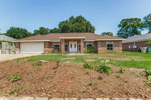 204 Majestic Ct, Pensacola, FL 32534-9556