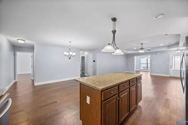 611 Durbin Lane SW, Madison, AL 35756