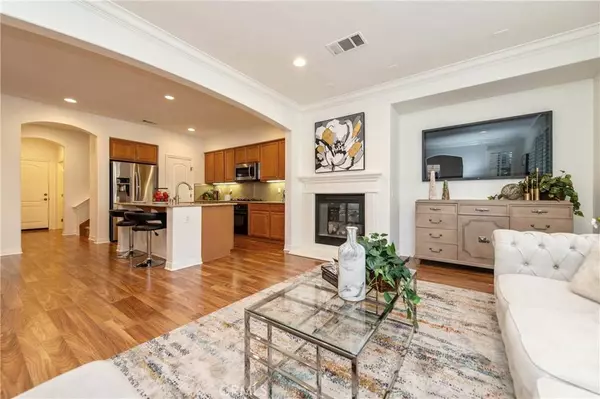 70 Great Lawn, Irvine, CA 92620