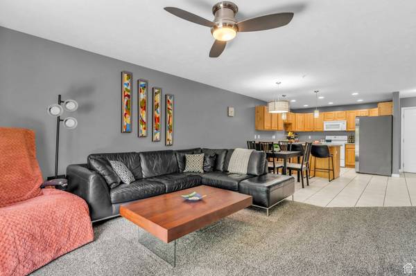 1230 E PRIVET DR #103, Cottonwood Heights, UT 84121