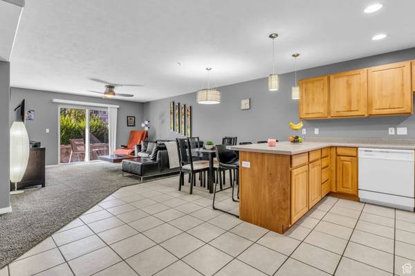 1230 E PRIVET DR #103, Cottonwood Heights, UT 84121