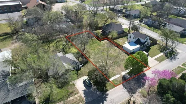 615 S Maxey Street, Sherman, TX 75090