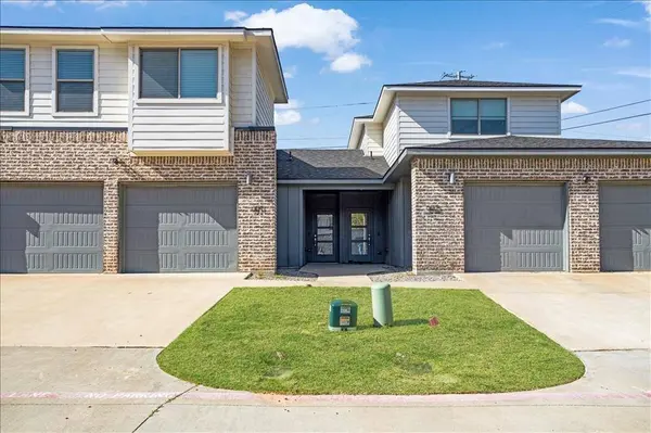 3060 W Crawford Street #601/602, Denison, TX 75020