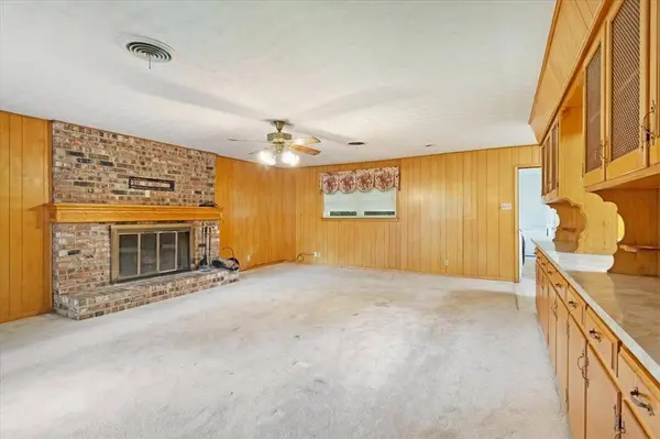 1021 S Fairbanks Avenue, Denison, TX 75020