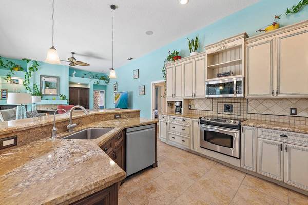 10842 S Dogwood TRL, Jupiter, FL 33478