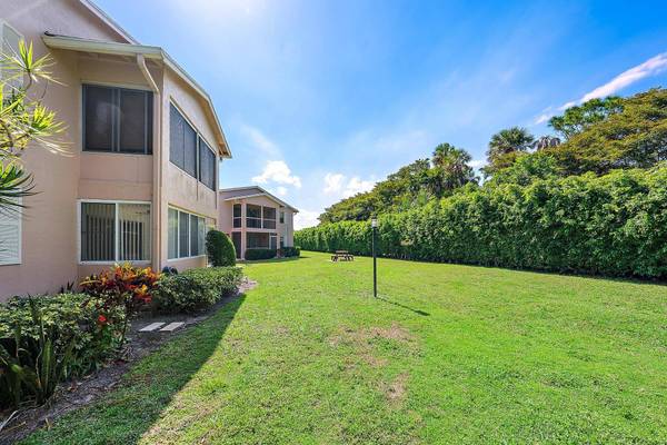 12416 Alternate A1a P7, Palm Beach Gardens, FL 33410
