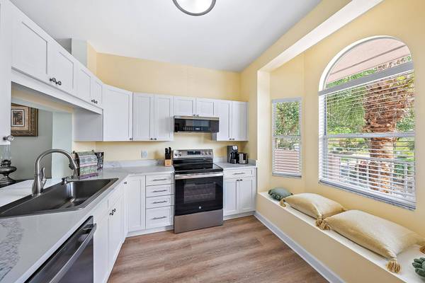 18081 SE Country Club DR 370, Tequesta, FL 33469