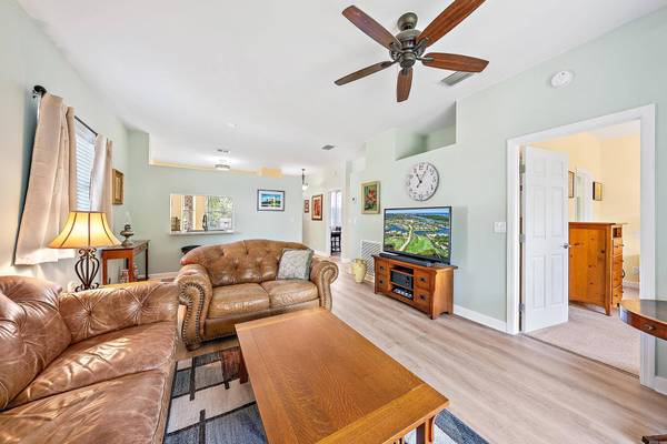 18081 SE Country Club DR 370, Tequesta, FL 33469