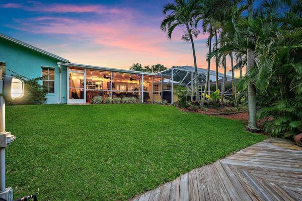 9494 SE Cove Point ST, Jupiter, FL 33469