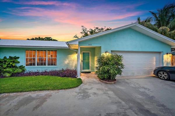 9494 SE Cove Point ST, Jupiter, FL 33469