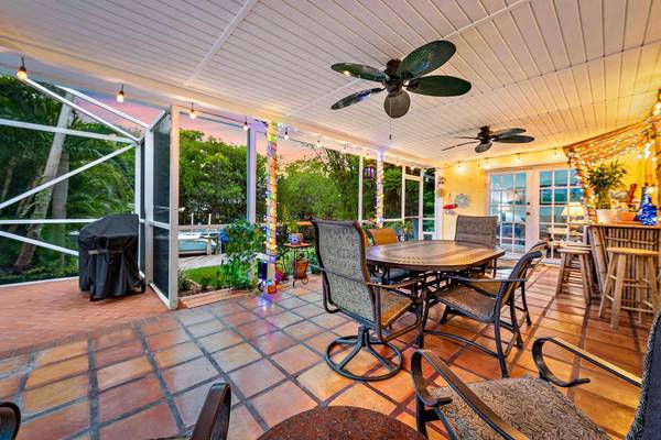 9494 SE Cove Point ST, Jupiter, FL 33469