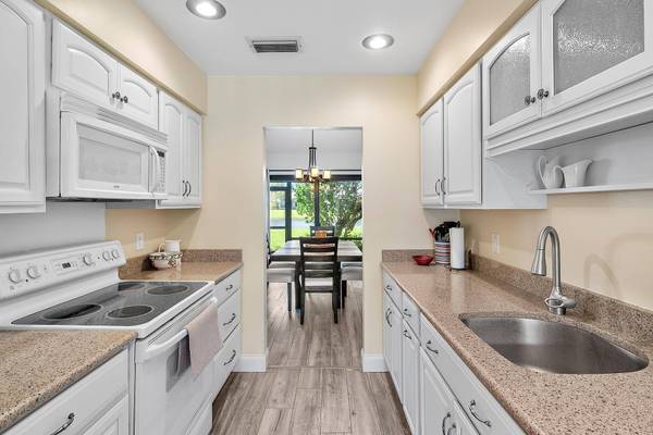 3733 Cape Pointe CIR, Jupiter, FL 33477