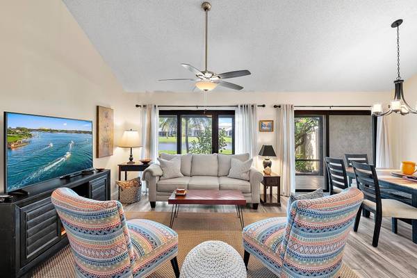 3733 Cape Pointe CIR, Jupiter, FL 33477