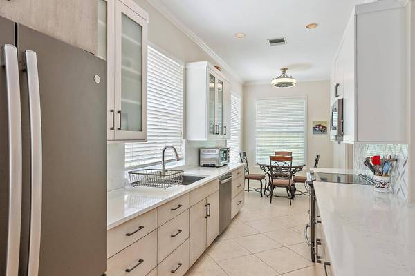 124 S Hampton DR, Jupiter, FL 33458