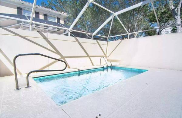 3 Oakland CT, Tequesta, FL 33469