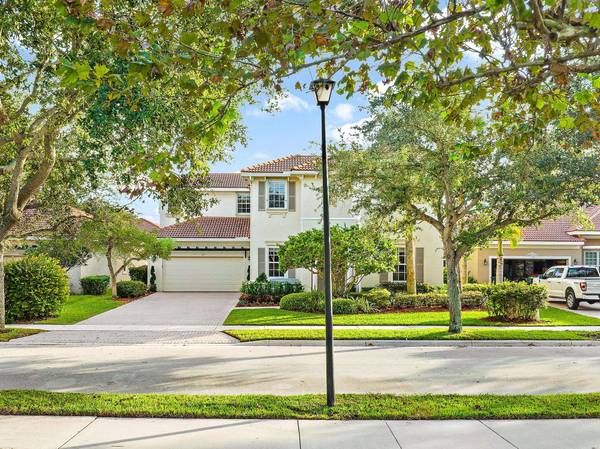 114 Via Santa Cruz, Jupiter, FL 33458