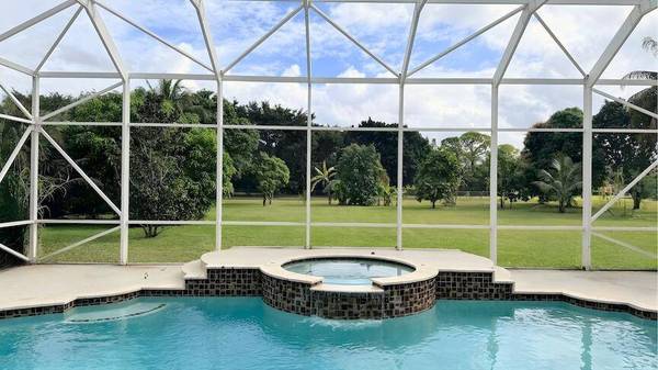 8480 Man O War RD, Palm Beach Gardens, FL 33418