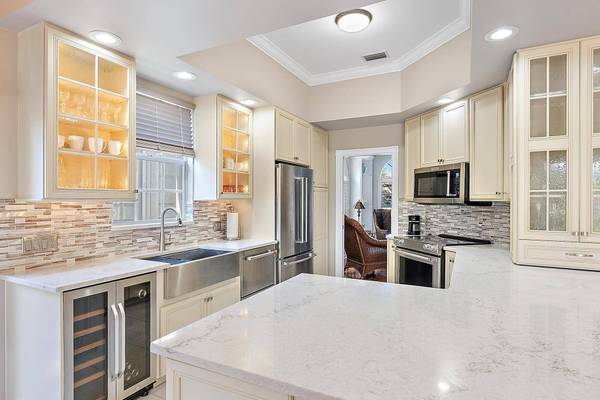 4702 Dovehill DR, Palm Beach Gardens, FL 33418