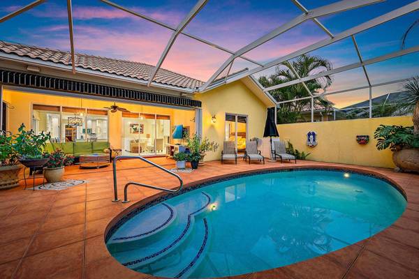 4702 Dovehill DR, Palm Beach Gardens, FL 33418