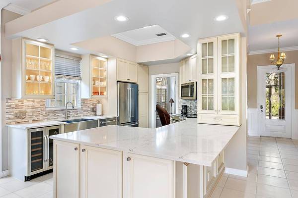 4702 Dovehill DR, Palm Beach Gardens, FL 33418