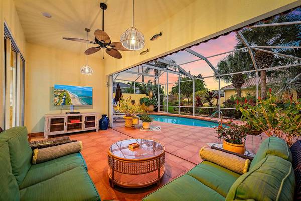 4702 Dovehill DR, Palm Beach Gardens, FL 33418