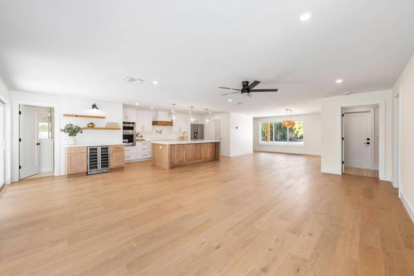 1607 Seabrook RD, Jupiter, FL 33469