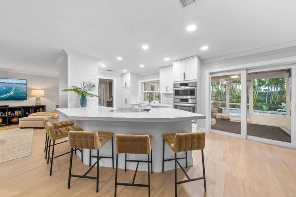 104 Elsa RD, Jupiter, FL 33477