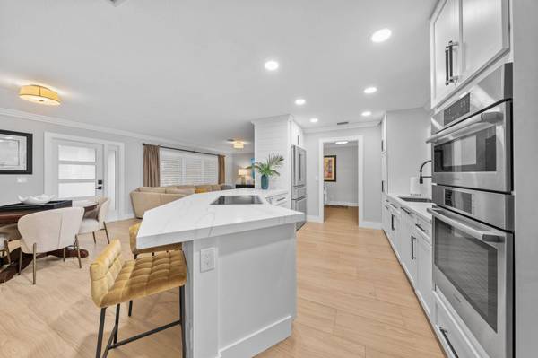 104 Elsa RD, Jupiter, FL 33477