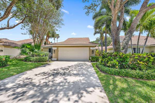 203 E River Park DR, Jupiter, FL 33477