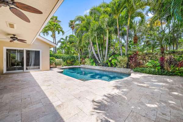 203 E River Park DR, Jupiter, FL 33477