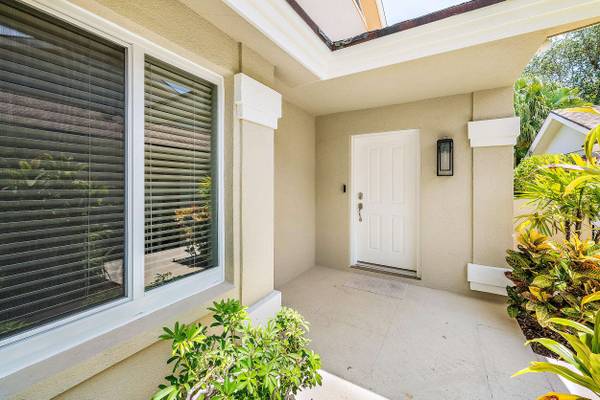 203 E River Park DR, Jupiter, FL 33477