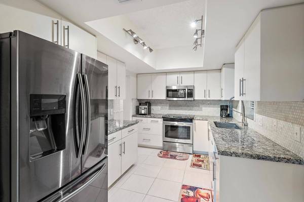 3970 N Ocean DR #6, Singer Island, FL 33404