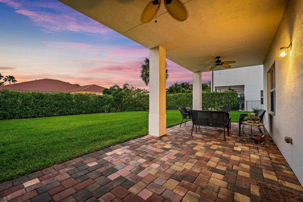 196 Behring WAY, Jupiter, FL 33458